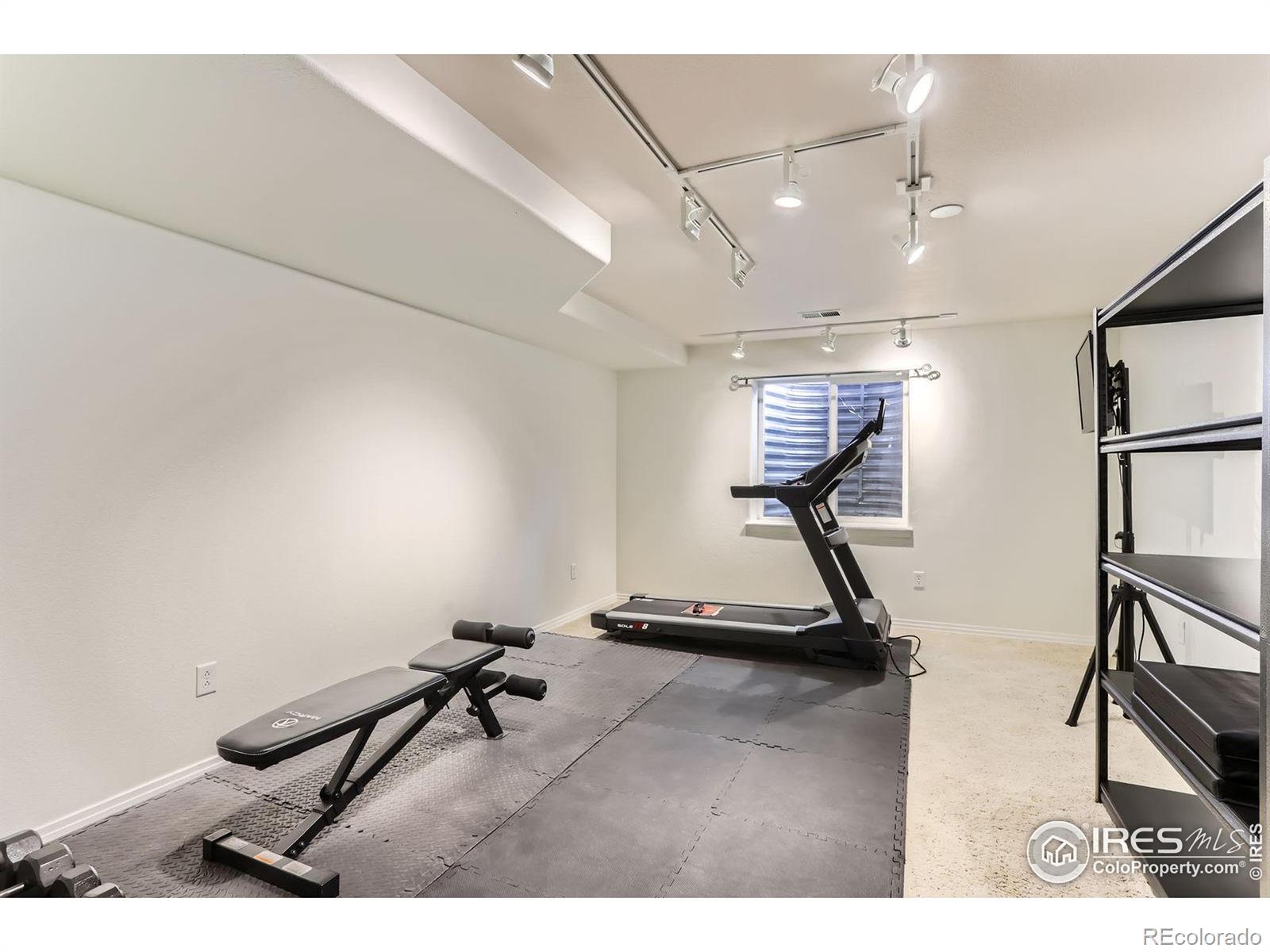 1012 Boxelder Circle