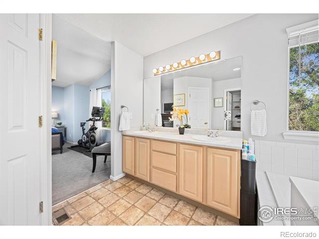 13311 Pearl Circle
