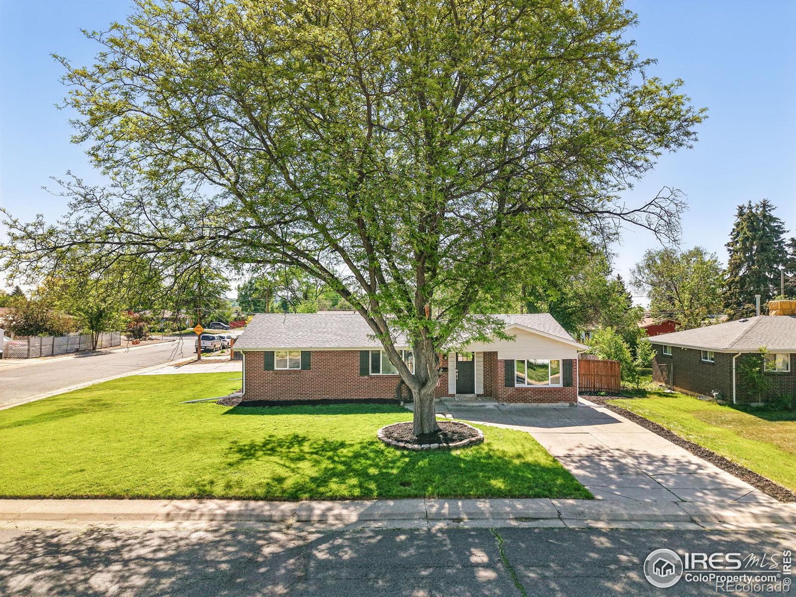 8290 Chase Way