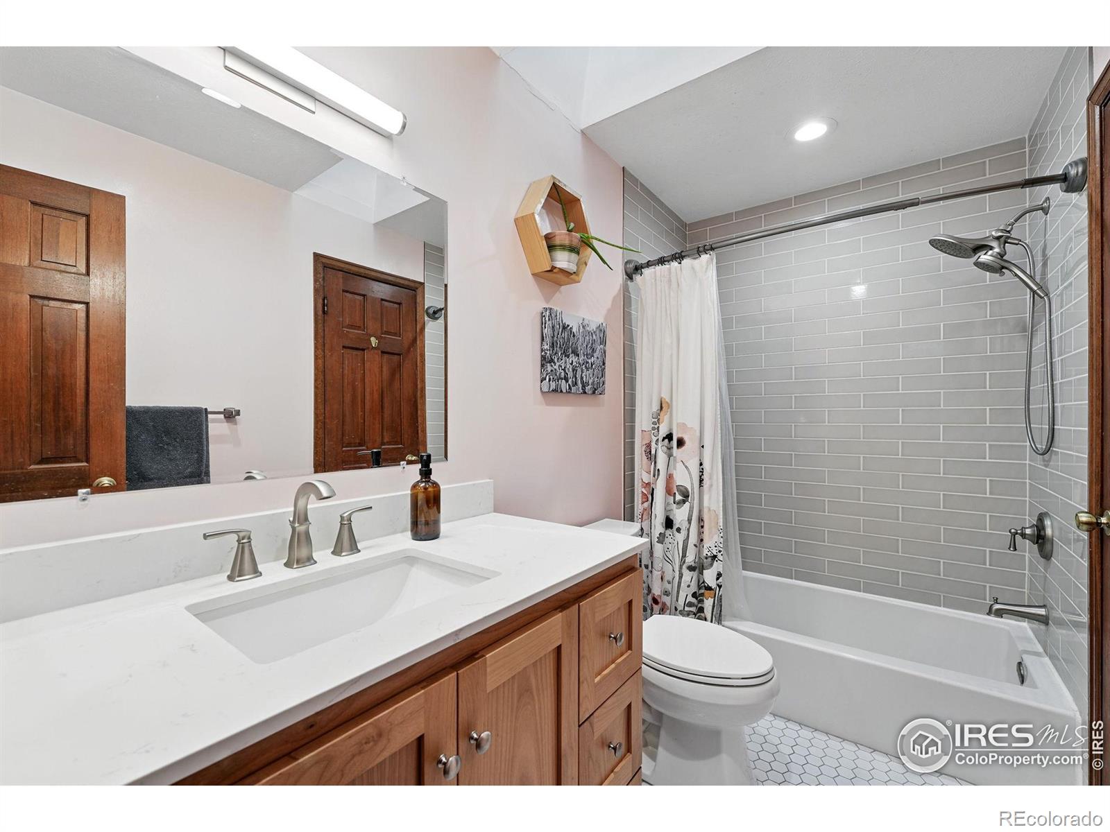 3255 34th Street Unit: 42