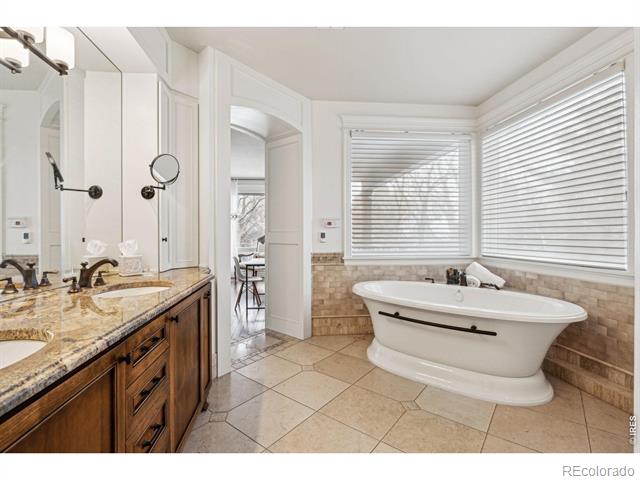 3835 Norwood Court