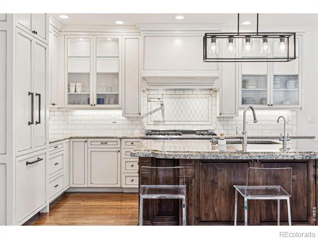 3835 Norwood Court
