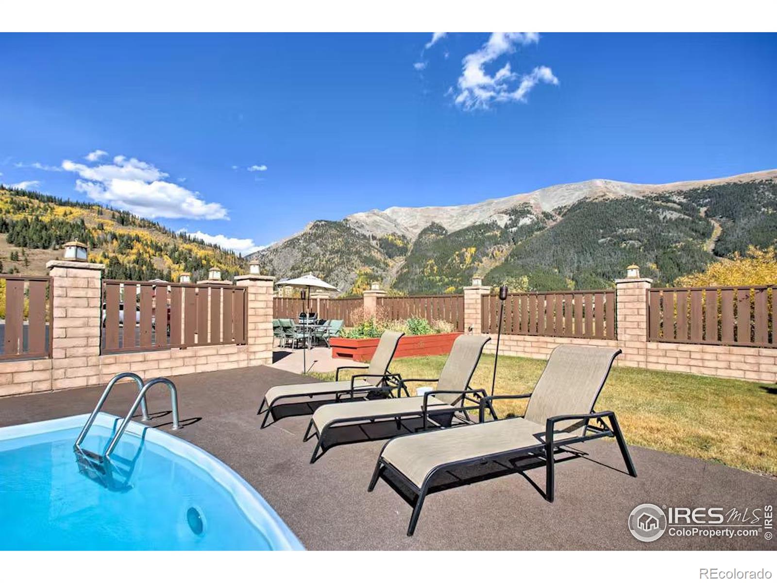 56 Uneva Place Unit: 105