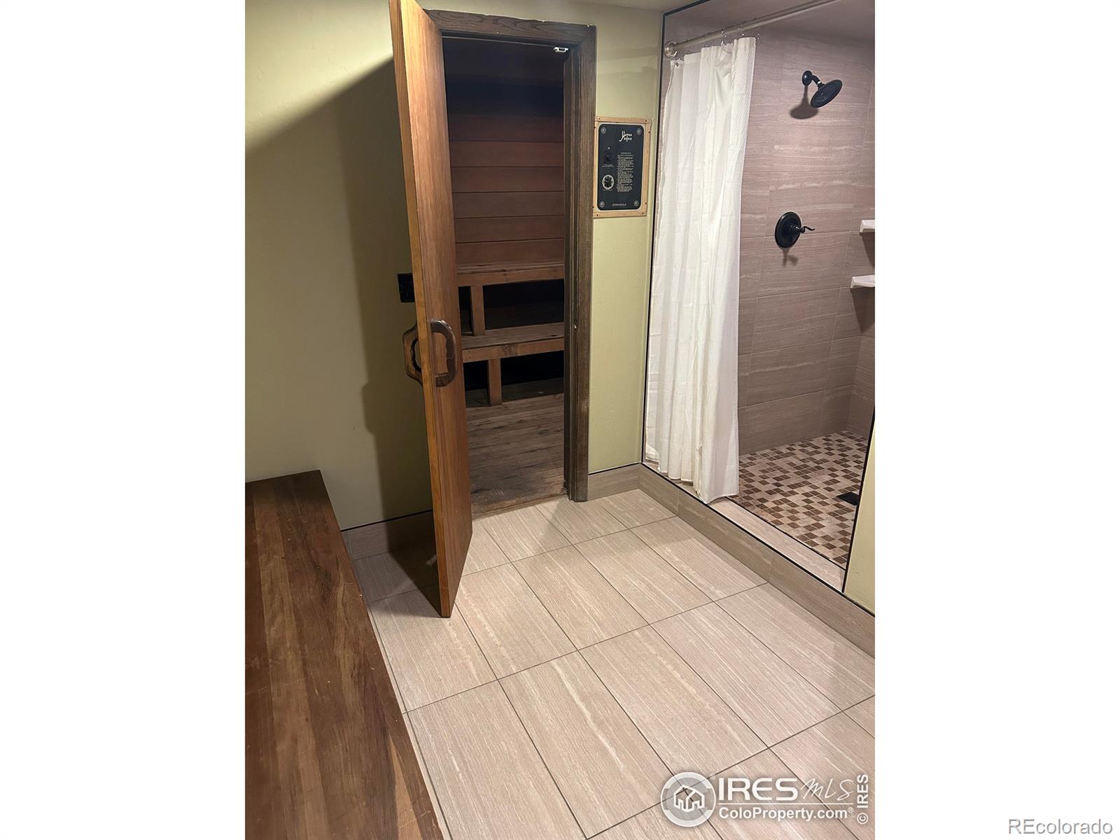 56 Uneva Place Unit: 105