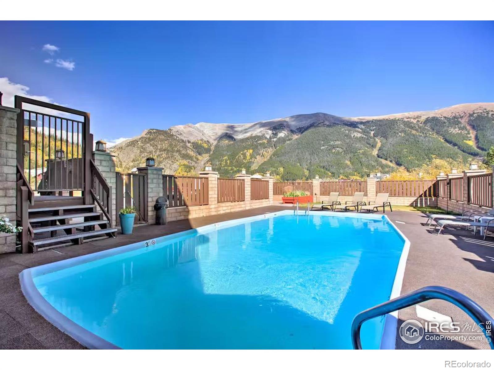 56 Uneva Place Unit: 105