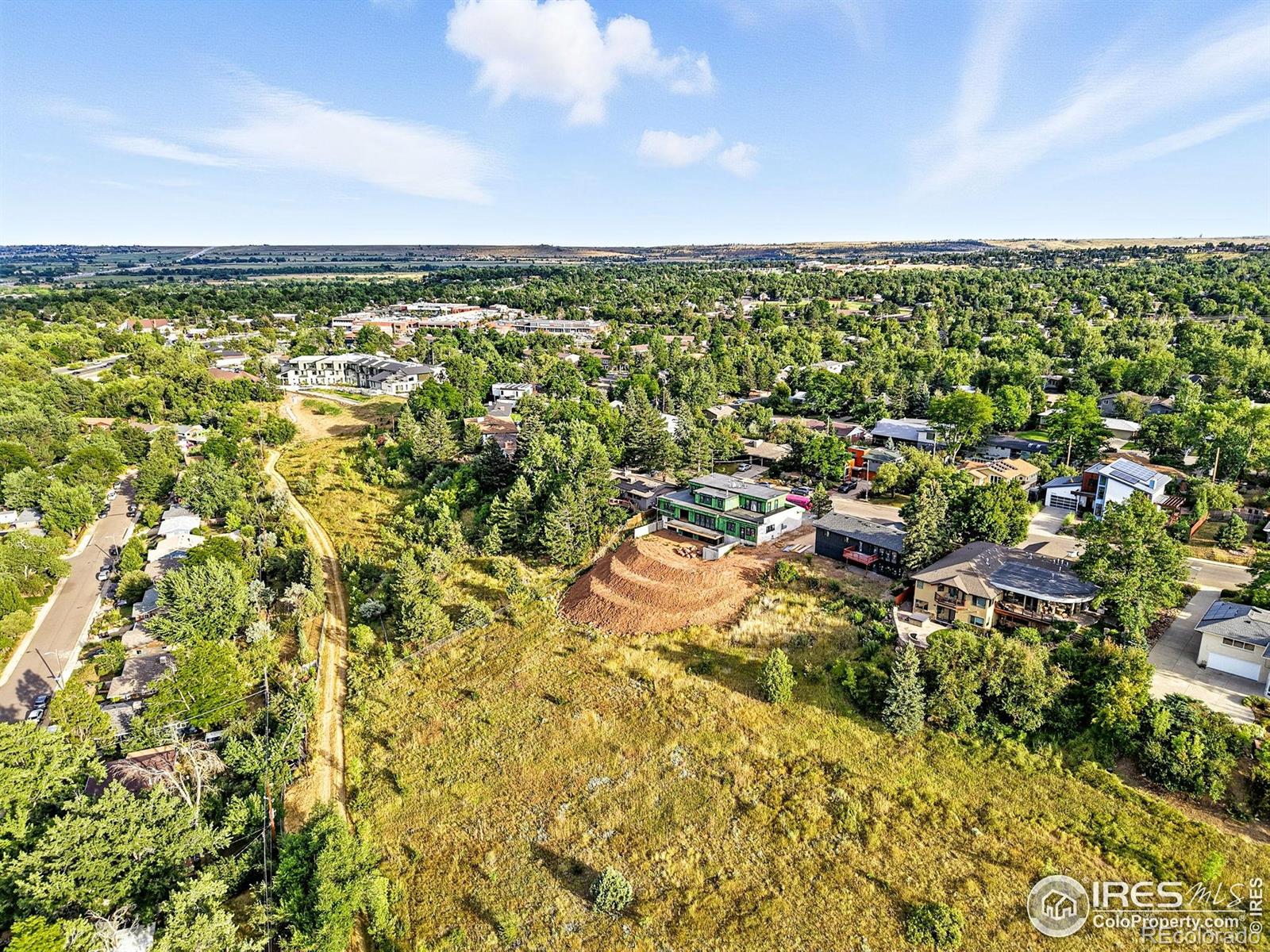 2955 Stanford Avenue