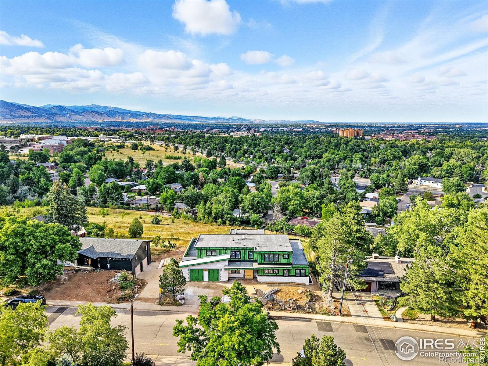 2955 Stanford Avenue