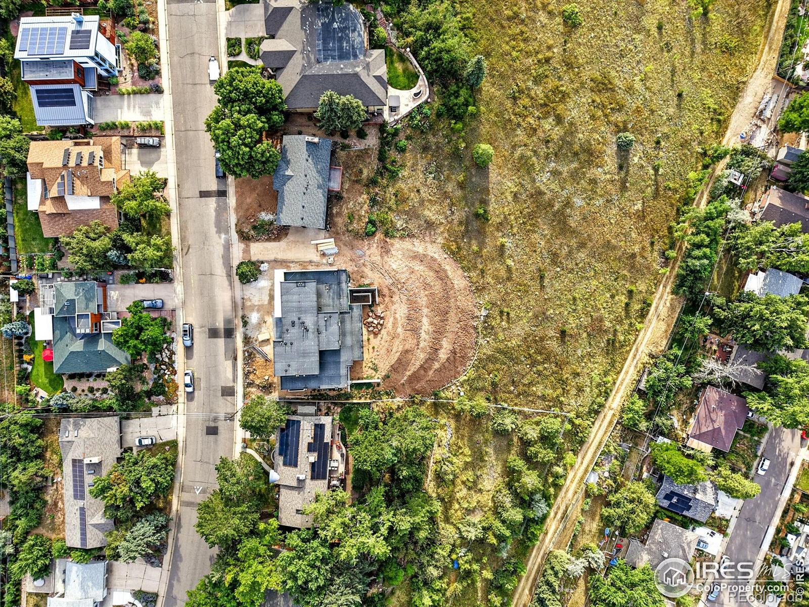 2955 Stanford Avenue