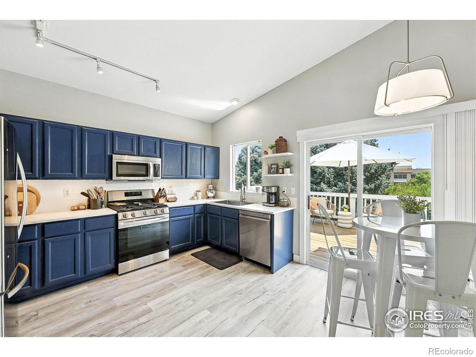1818 Clover Creek Drive