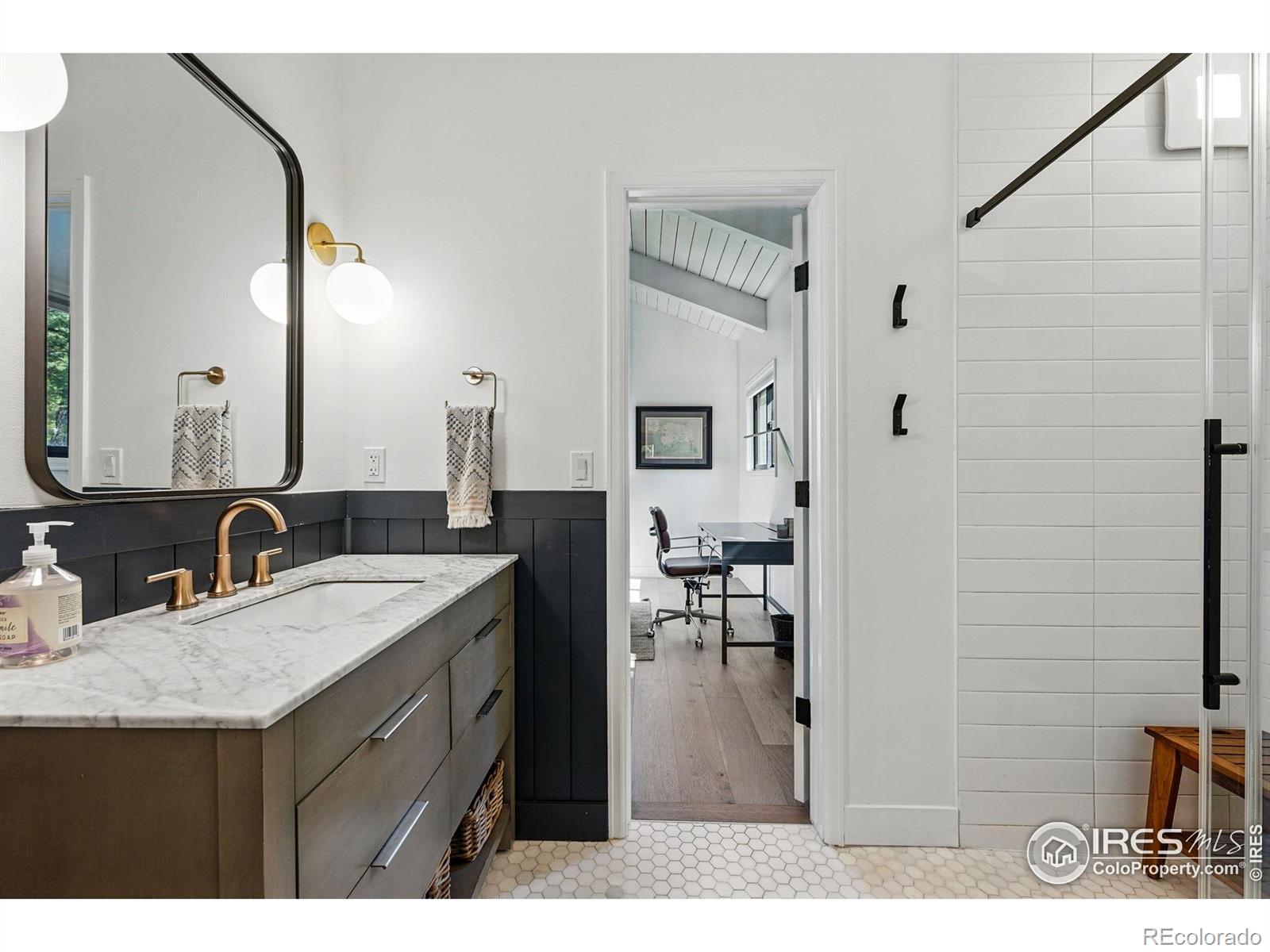 1750 Deer Trail Road