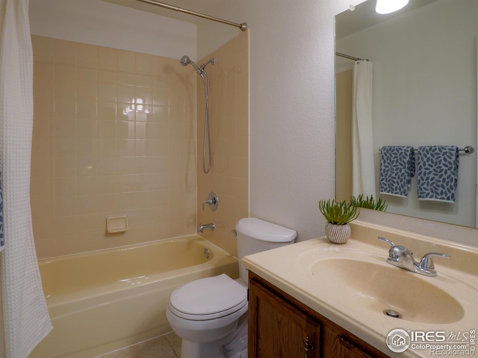 759 Crystal Court