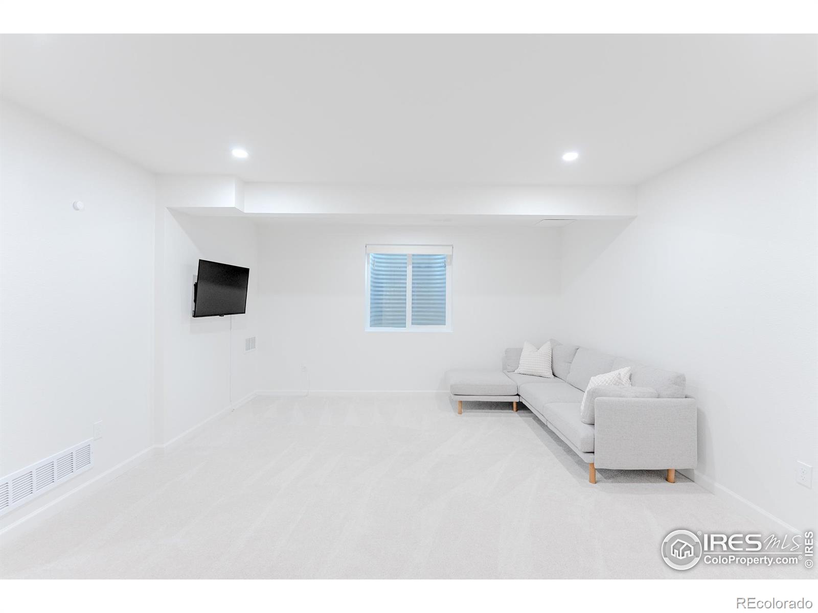 2385 Heartwood Court