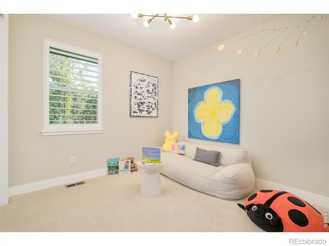 9138 E 35th Place