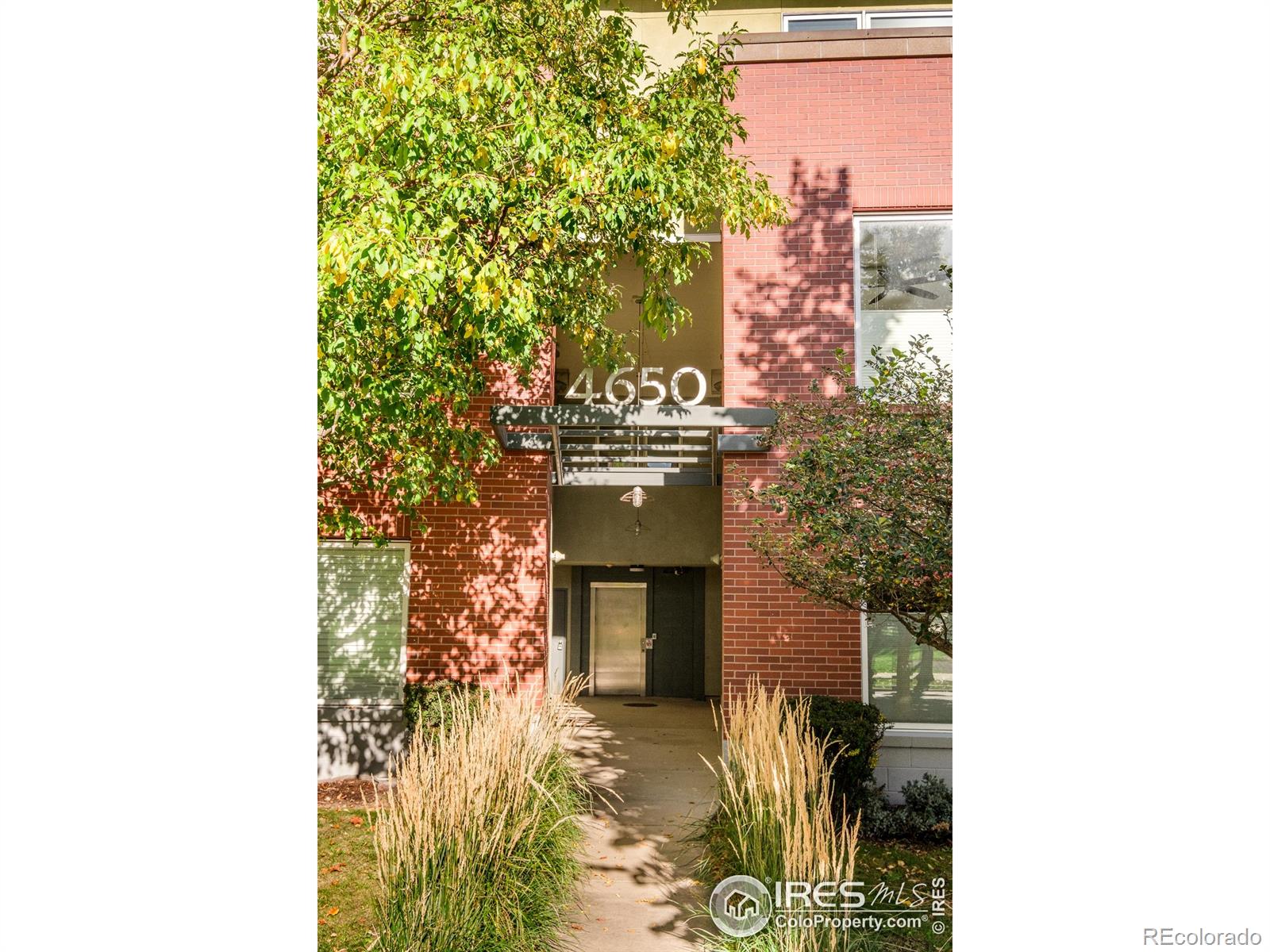 4650 Holiday Drive Unit: 301
