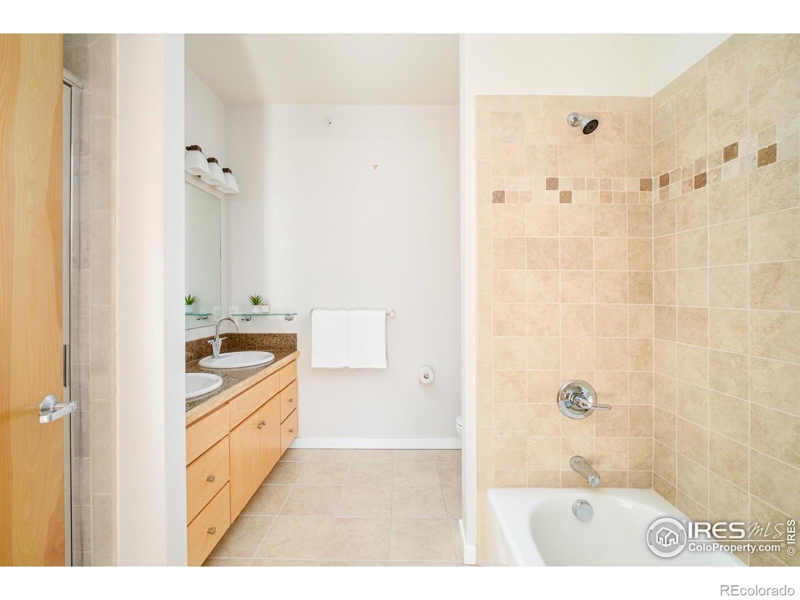 4650 Holiday Drive Unit: 301