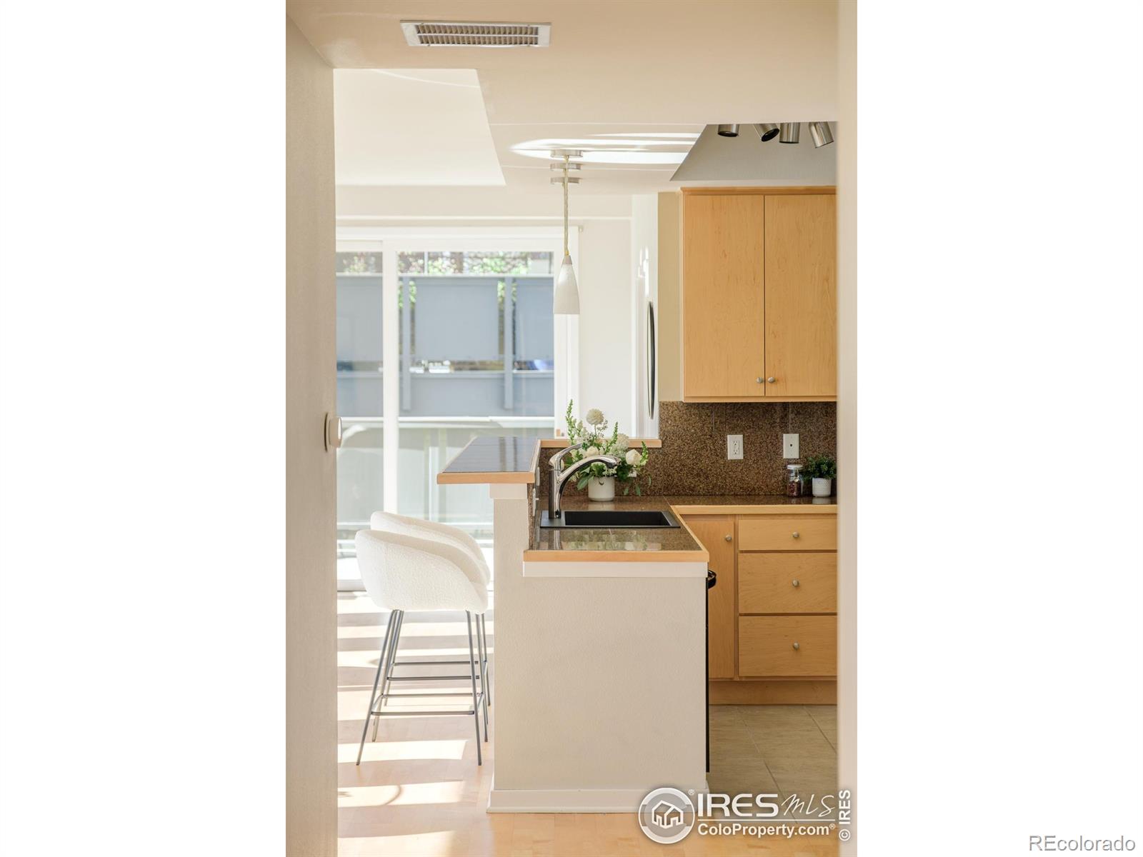 4650 Holiday Drive Unit: 301