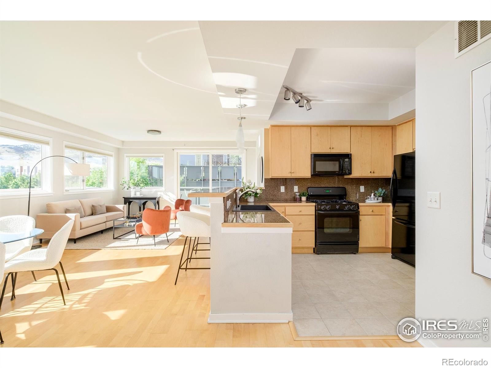 4650 Holiday Drive Unit: 301