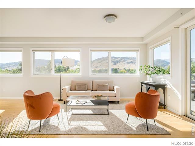 4650 Holiday Drive Unit: 301