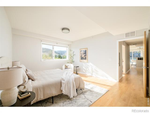 4650 Holiday Drive Unit: 301