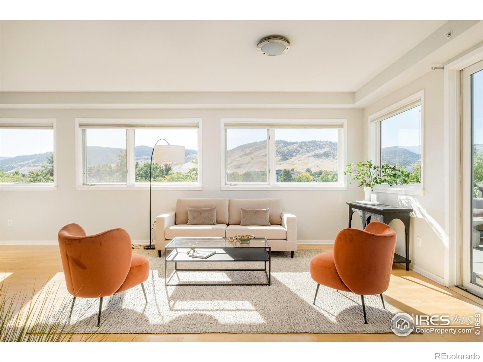 4650 Holiday Drive Unit: 301