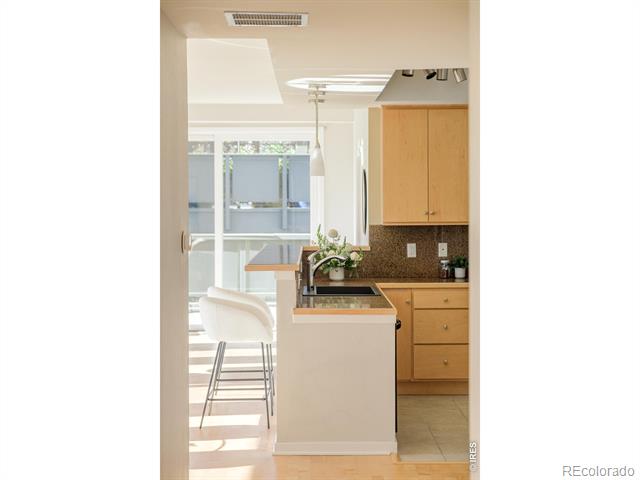 4650 Holiday Drive Unit: 301
