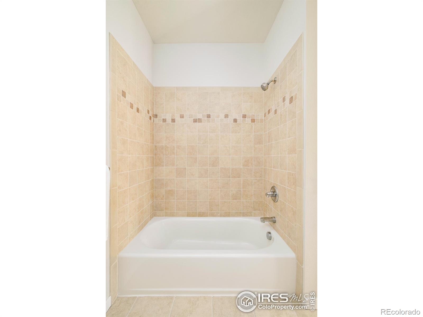 4650 Holiday Drive Unit: 301