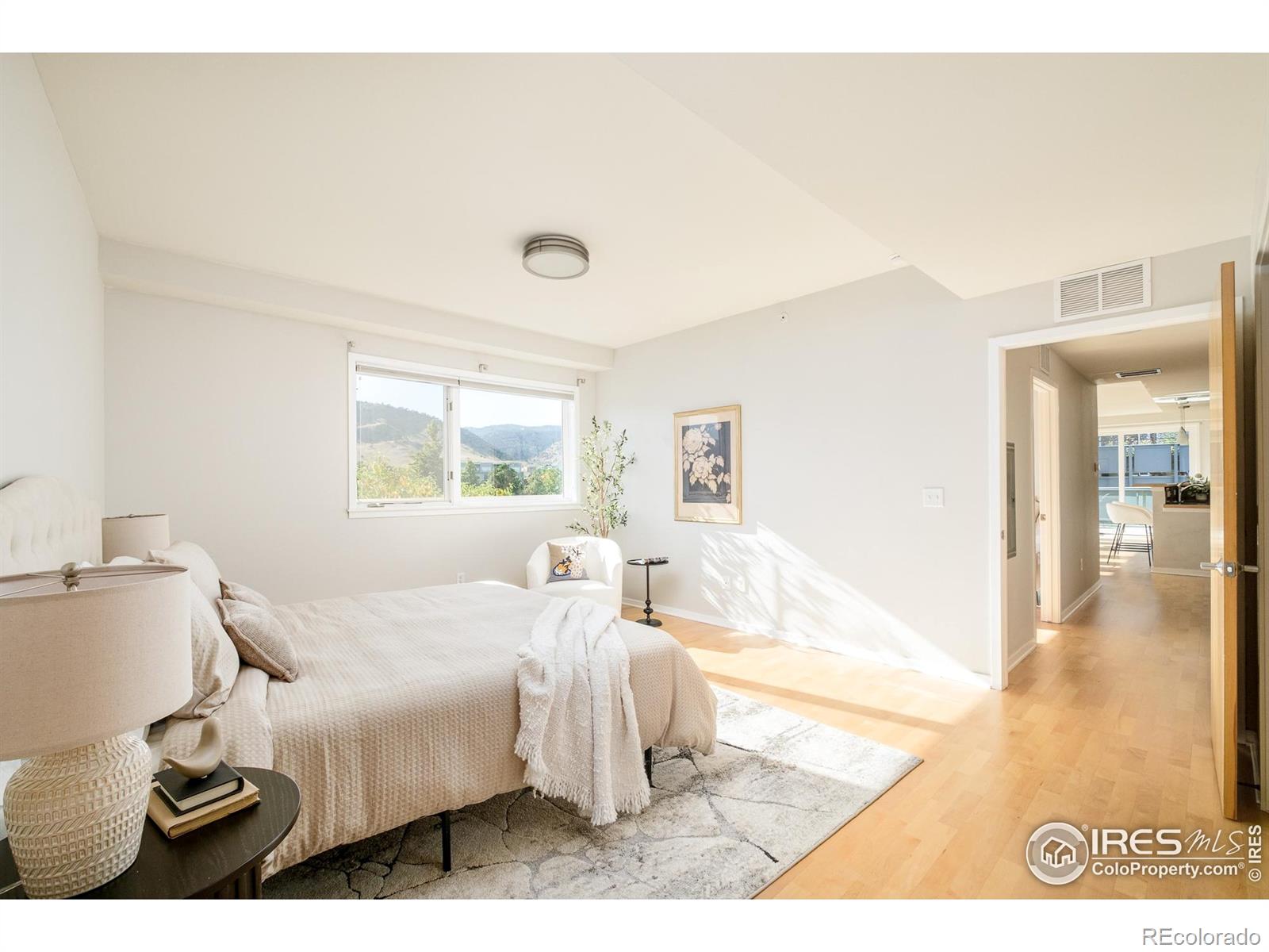 4650 Holiday Drive Unit: 301