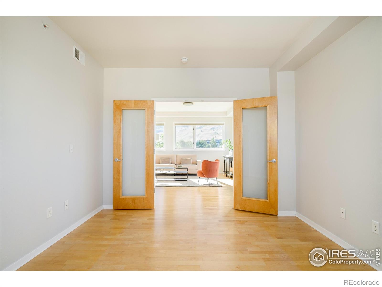 4650 Holiday Drive Unit: 301
