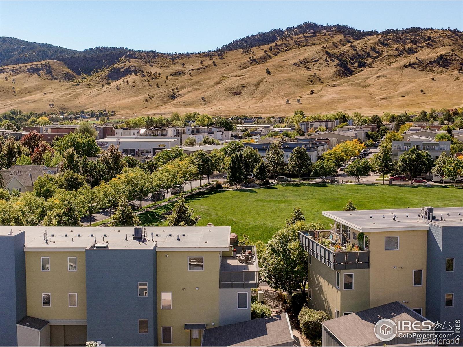 4650 Holiday Drive Unit: 301