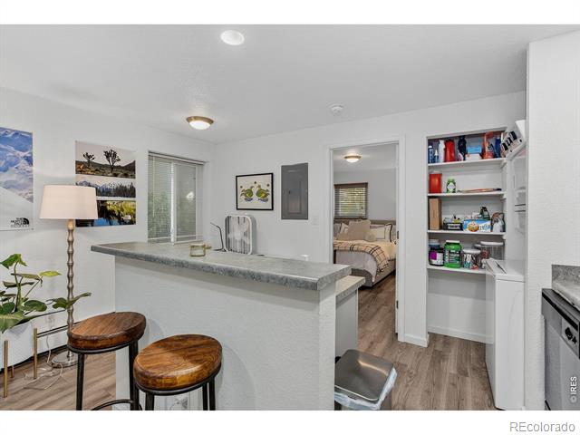 961 16th Street Unit: 2