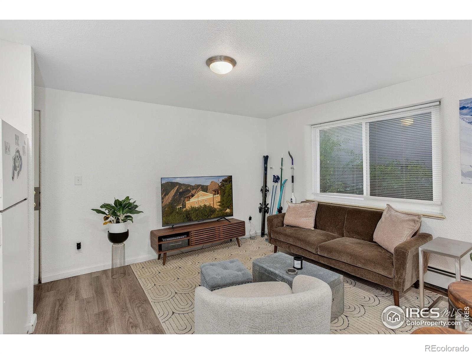 961 16th Street Unit: 2