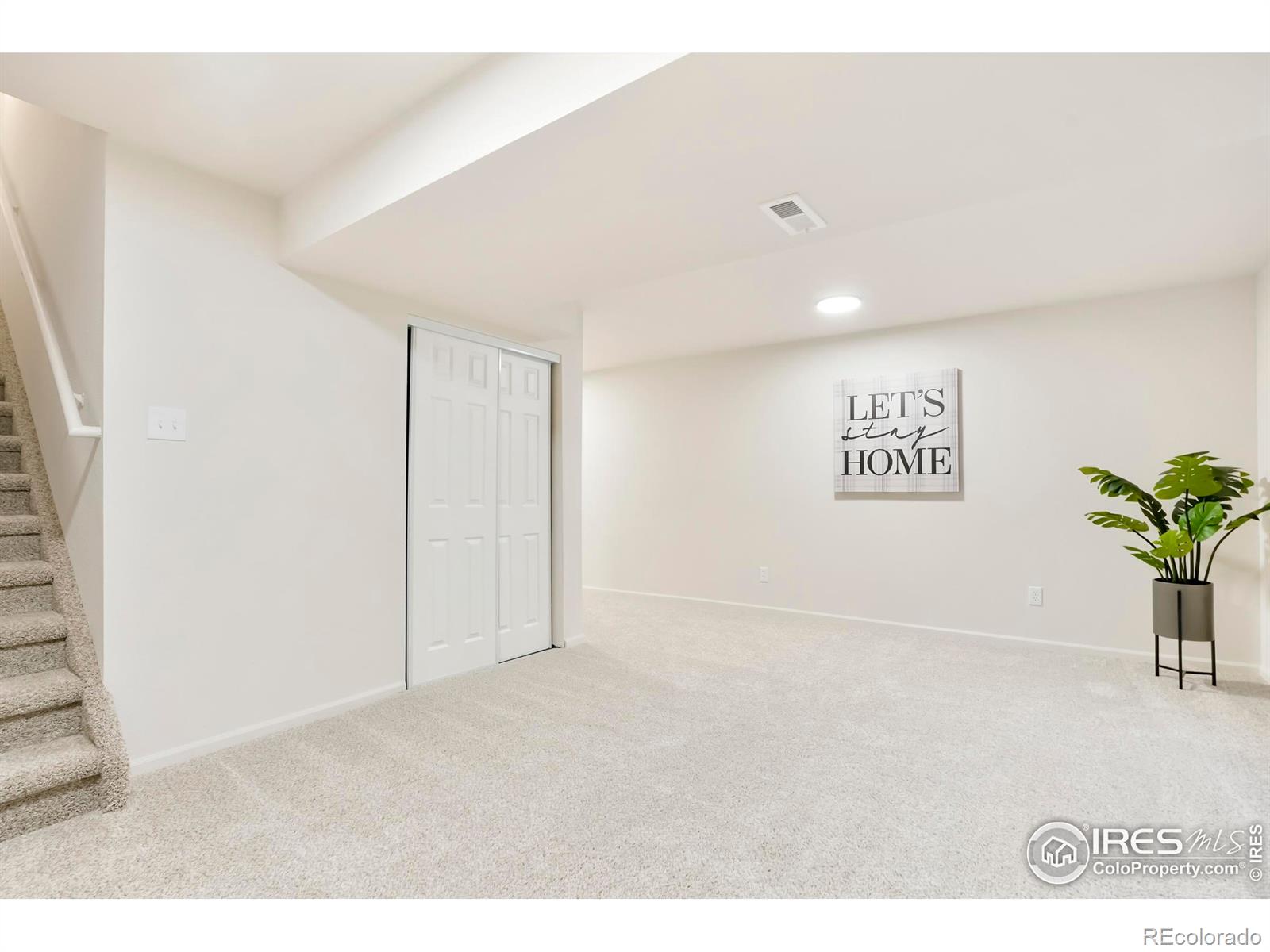 5619 Blue Mountain Circle