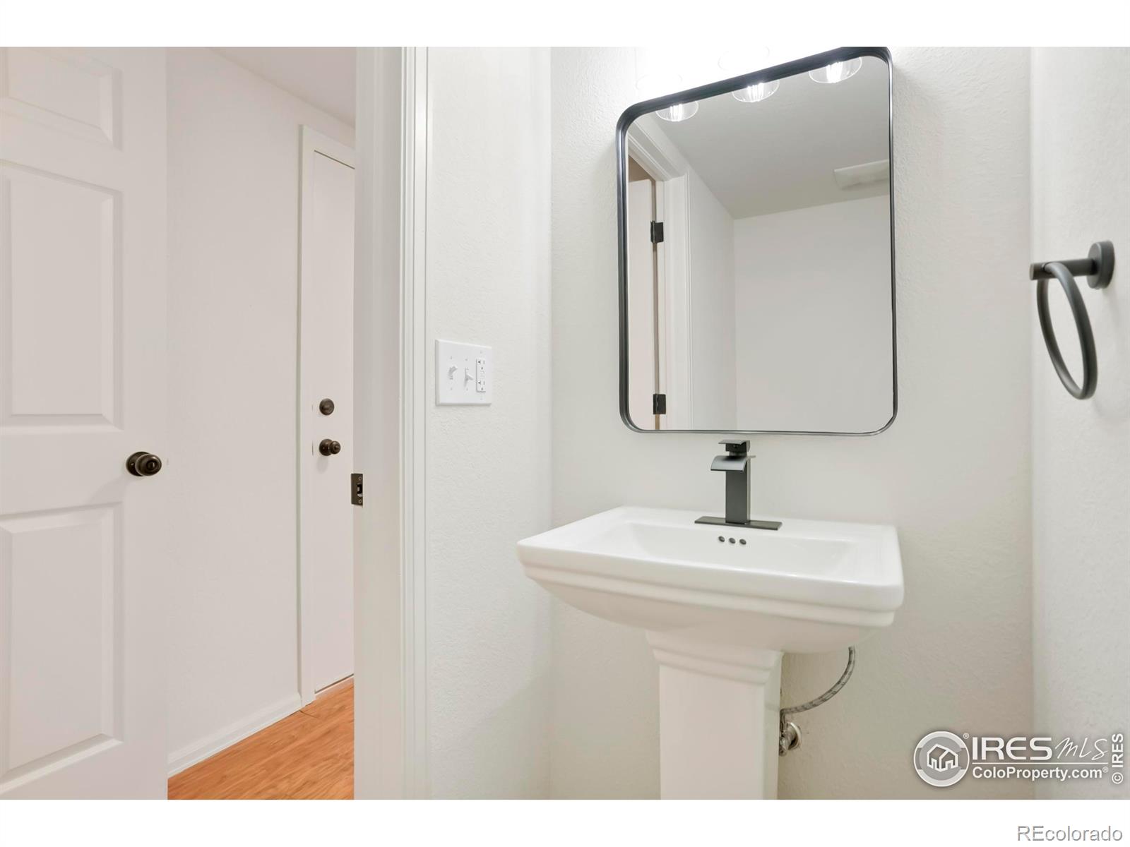 5619 Blue Mountain Circle