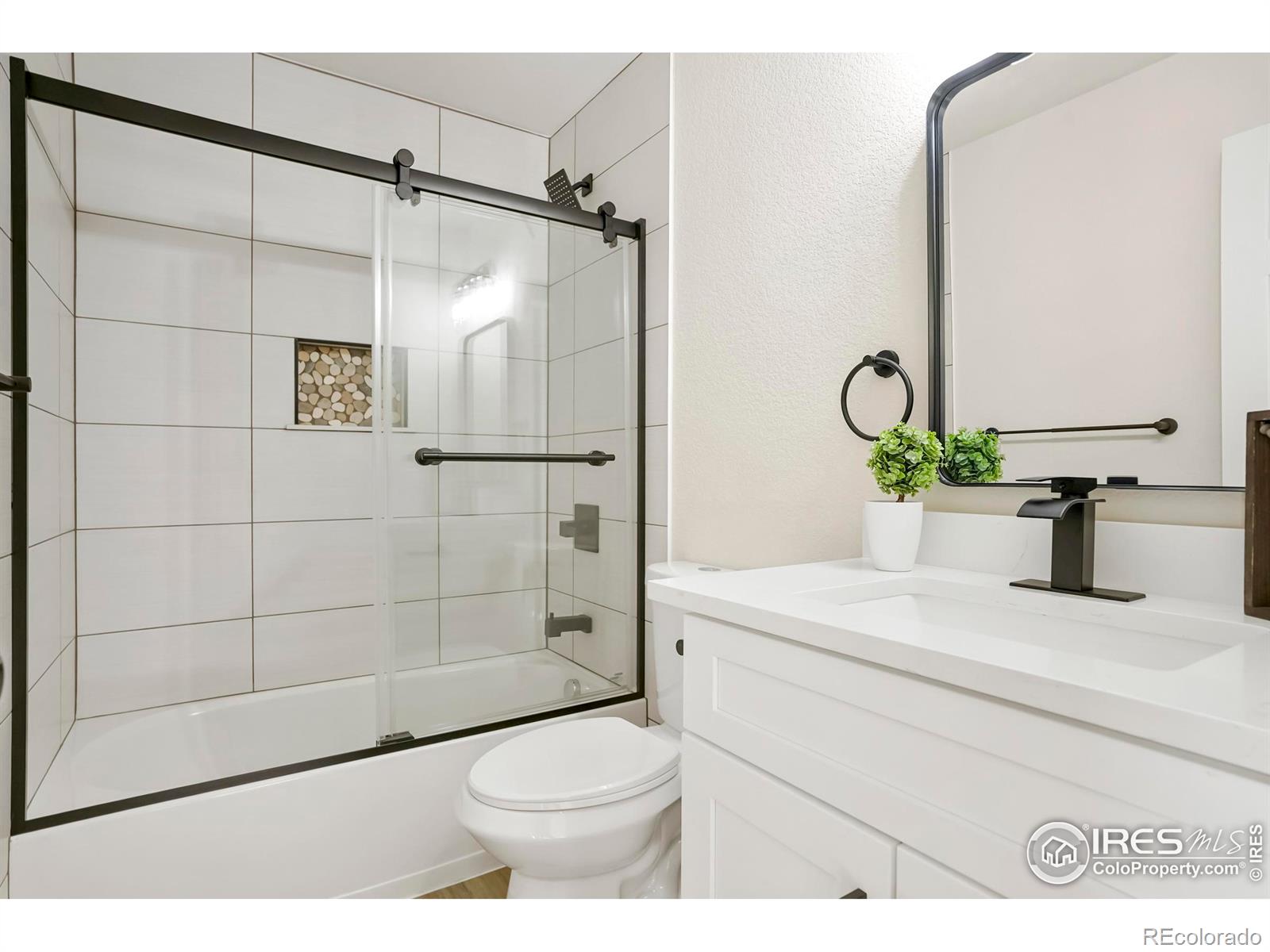 5619 Blue Mountain Circle