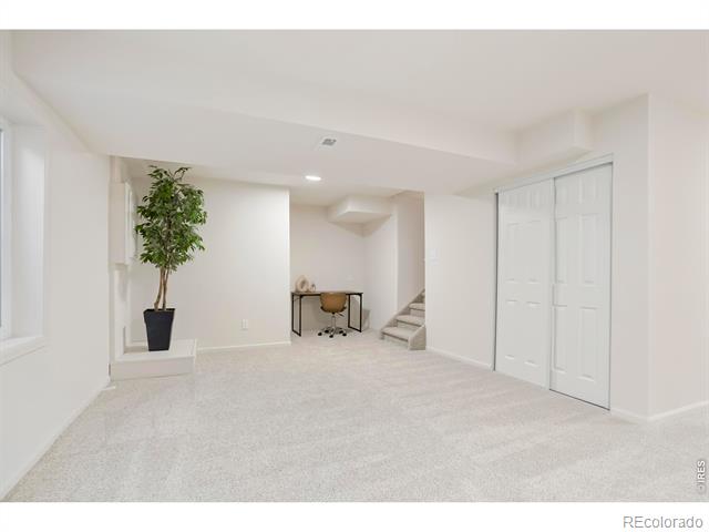 5619 Blue Mountain Circle