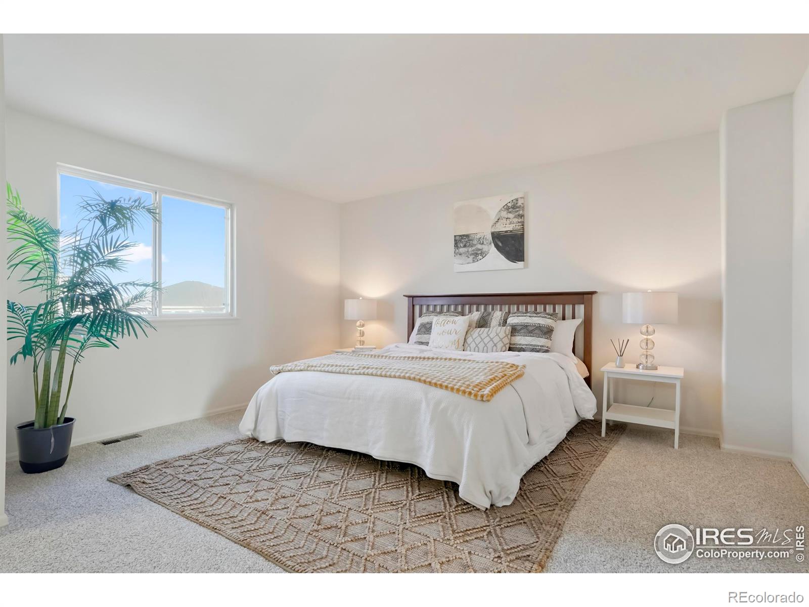 5619 Blue Mountain Circle