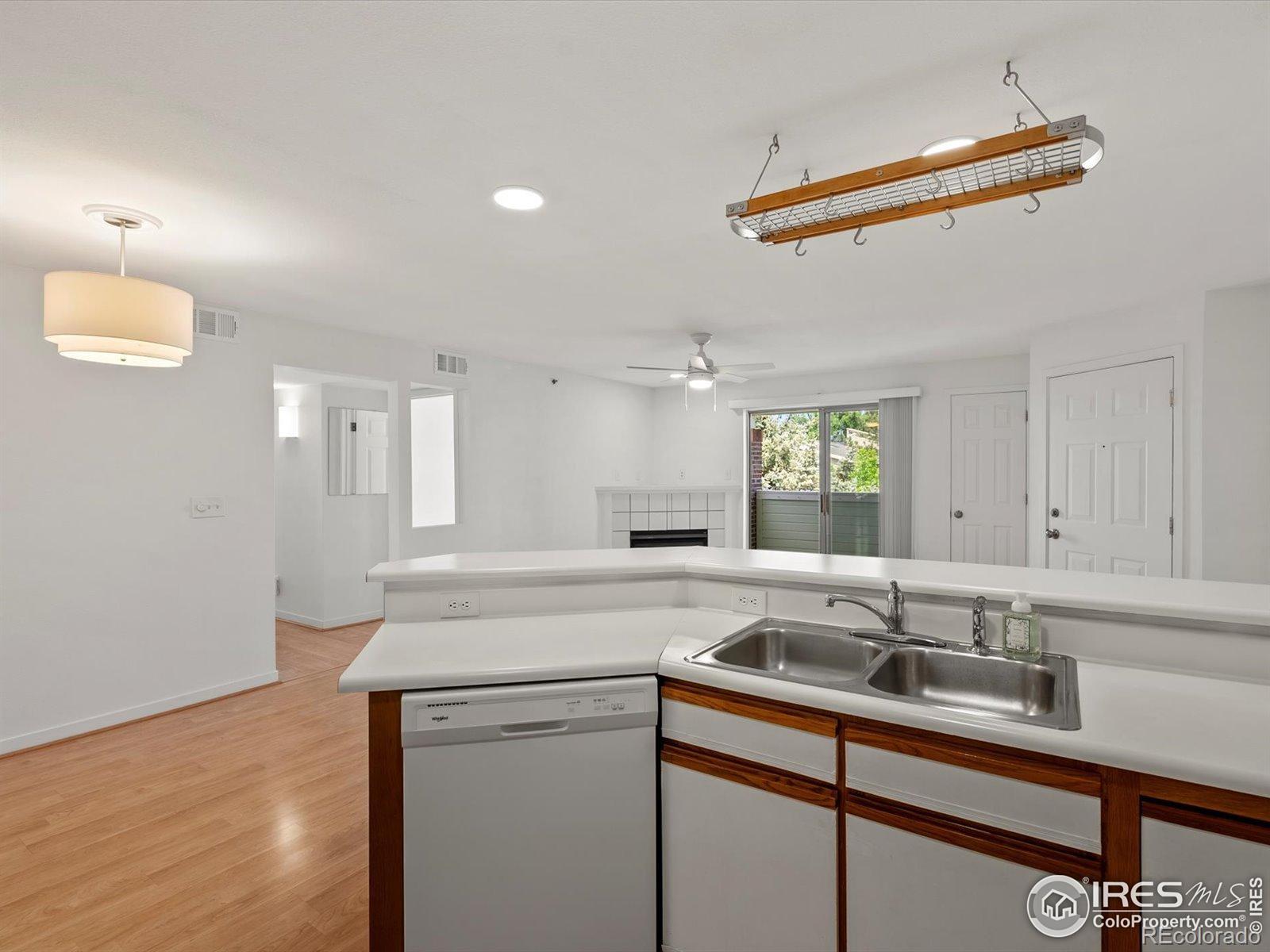 33 S Boulder Circle Unit: 316