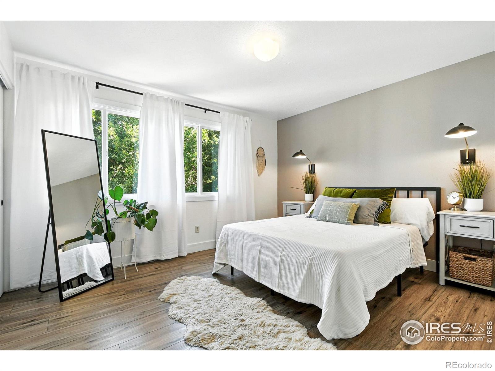 3850 Broadway Street Unit: 24