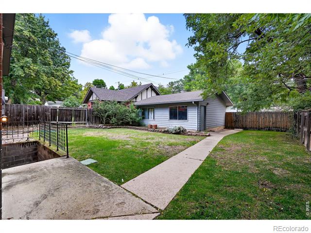 545 Mapleton Avenue