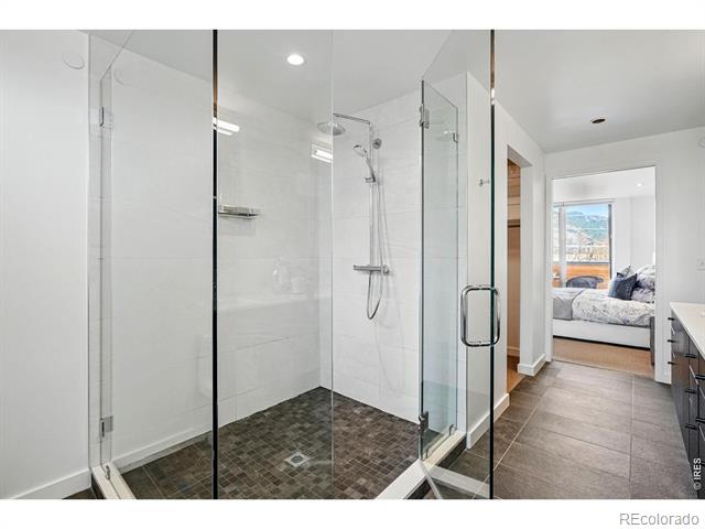 1916 23rd Street Unit: 6