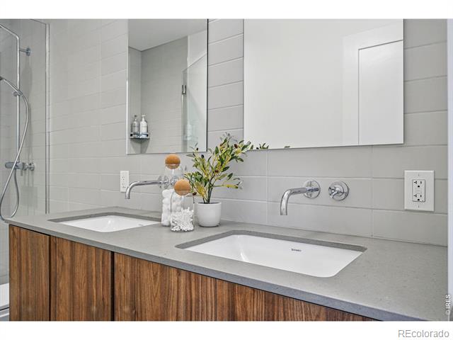 1916 23rd Street Unit: 6
