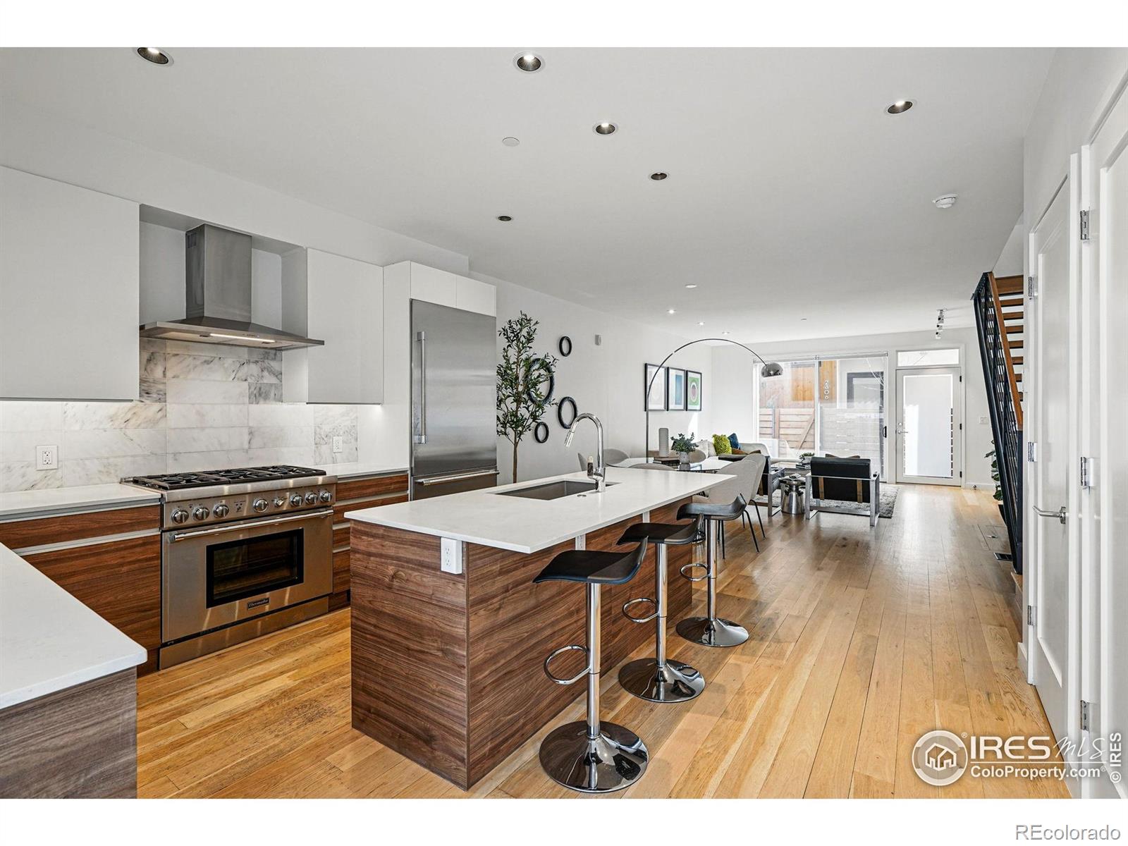 1916 23rd Street Unit: 6