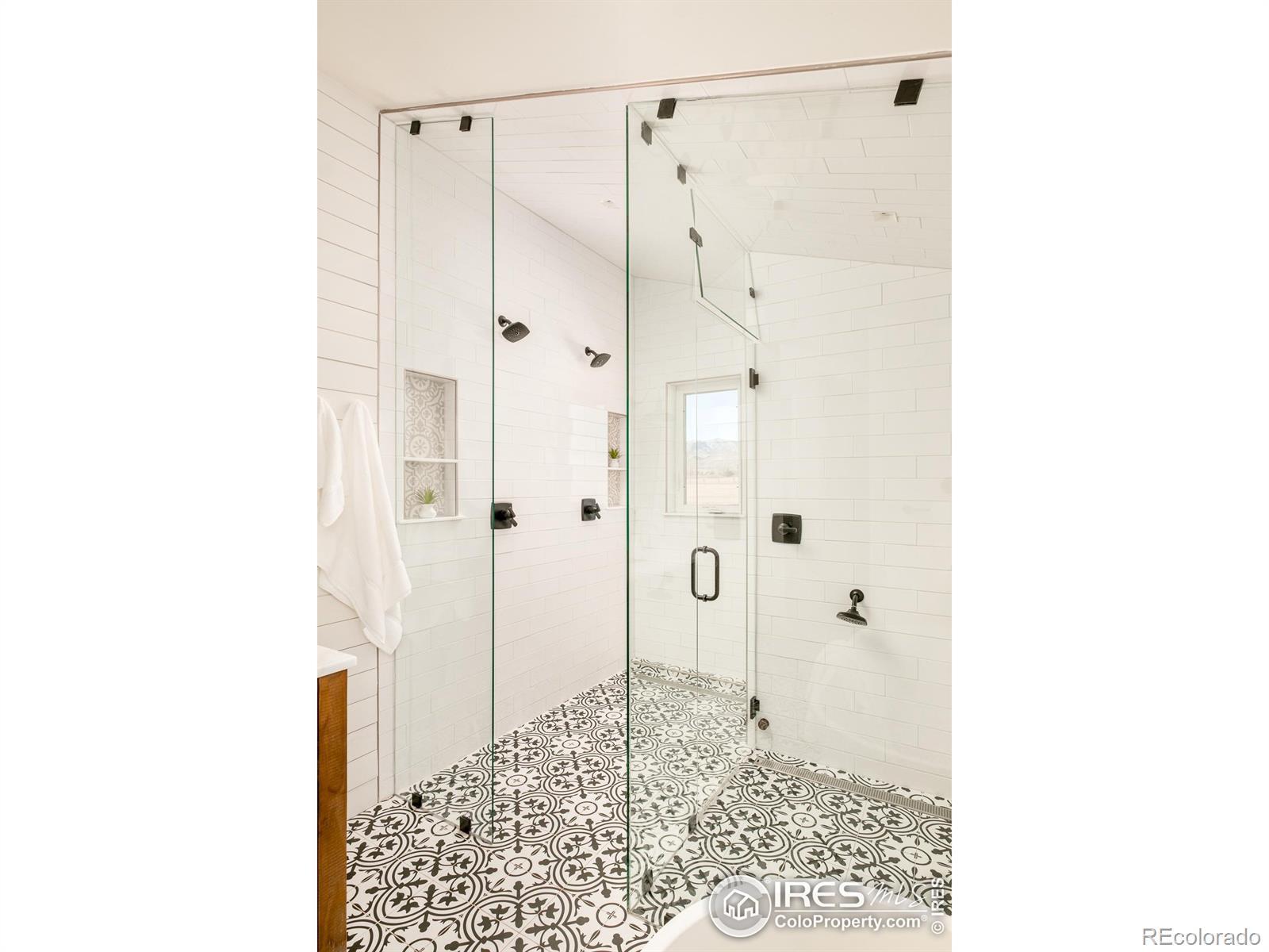 5336 Caribou Springs Trail