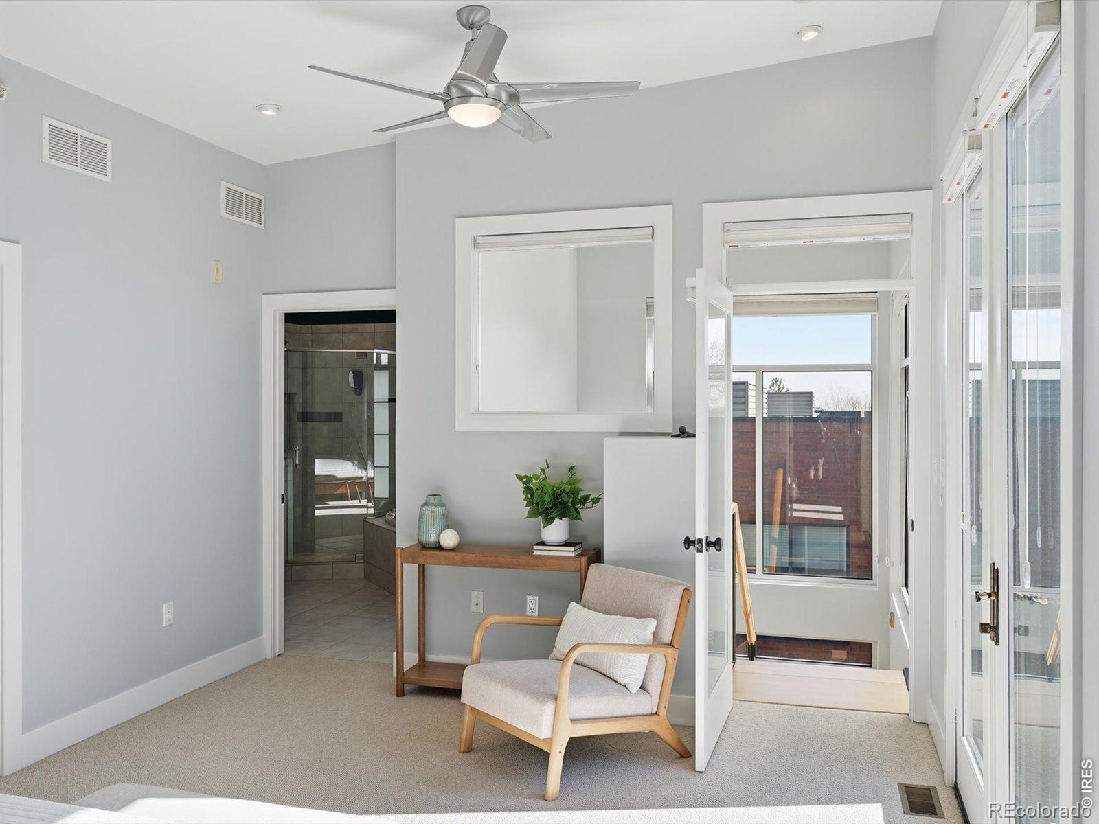 2336 Spruce Street Unit: 5