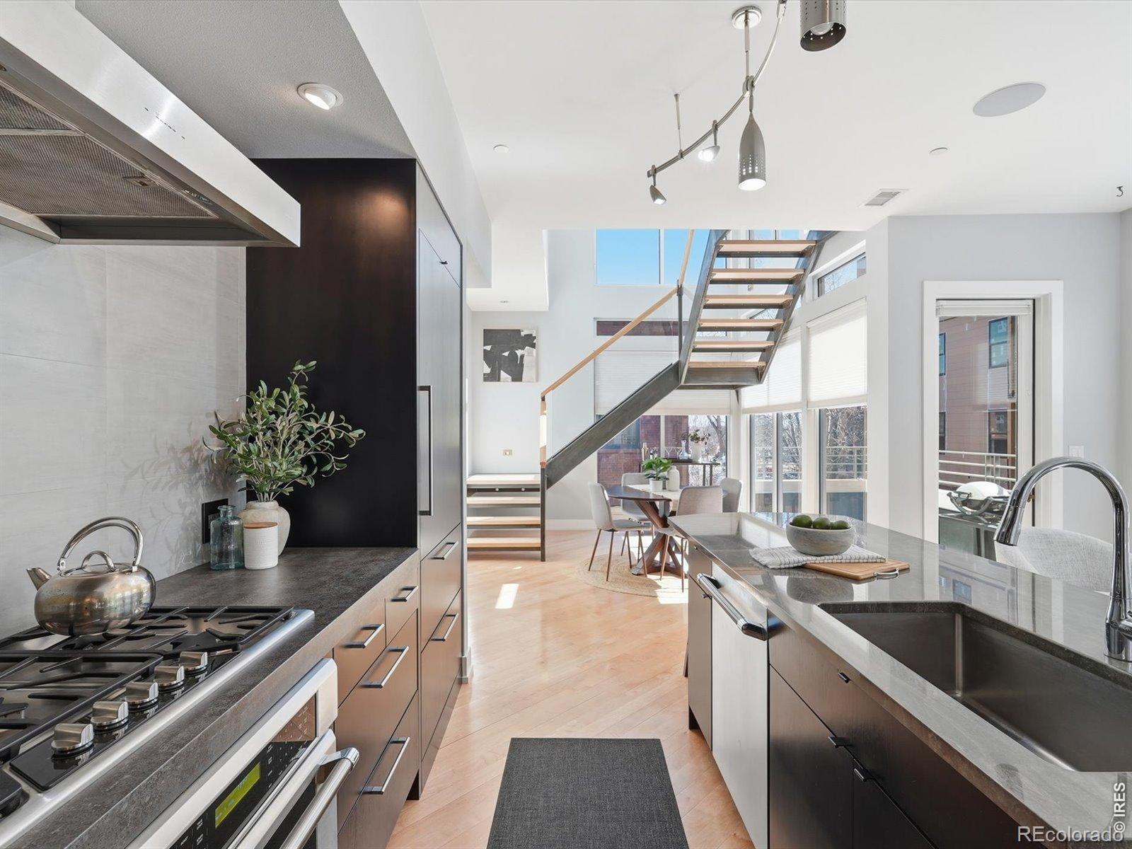 2336 Spruce Street Unit: 5