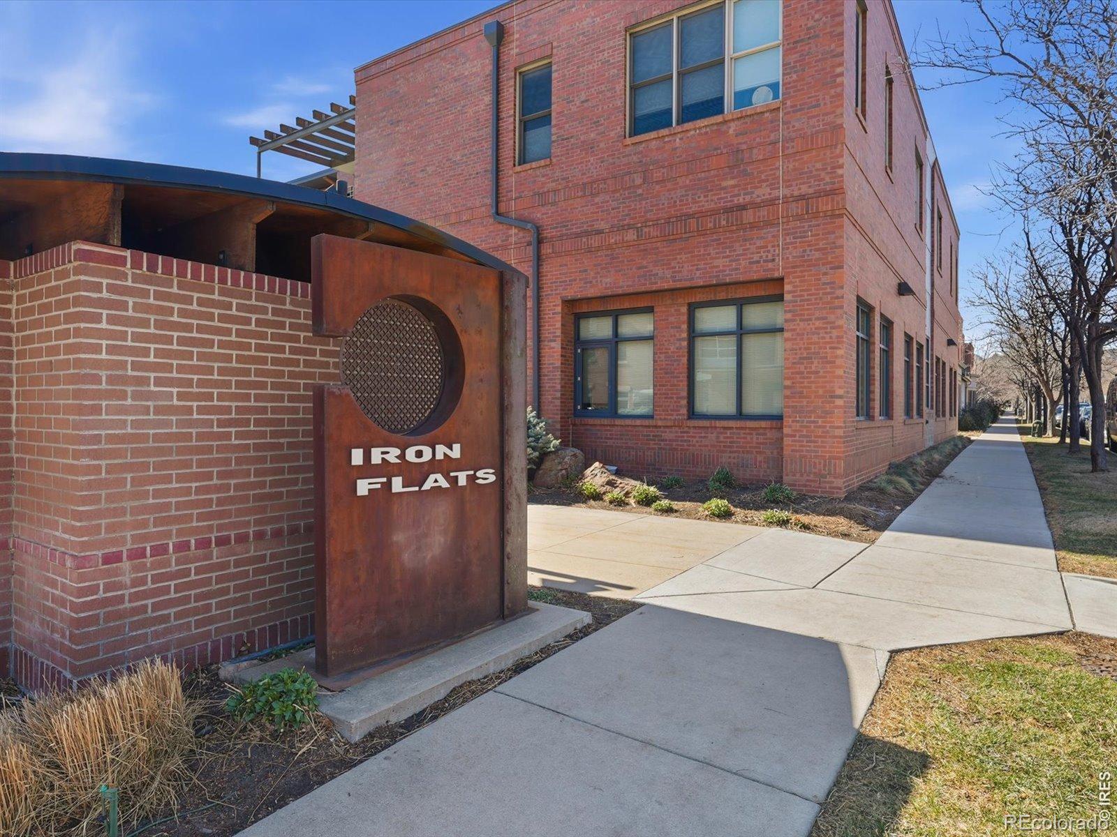 2336 Spruce Street Unit: 5