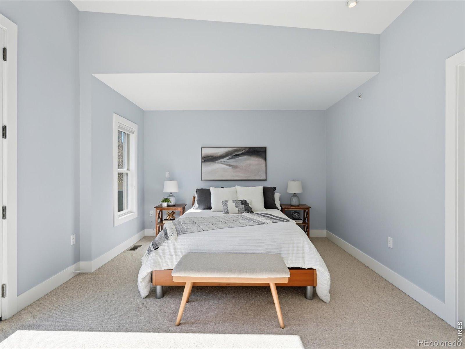 2336 Spruce Street Unit: 5