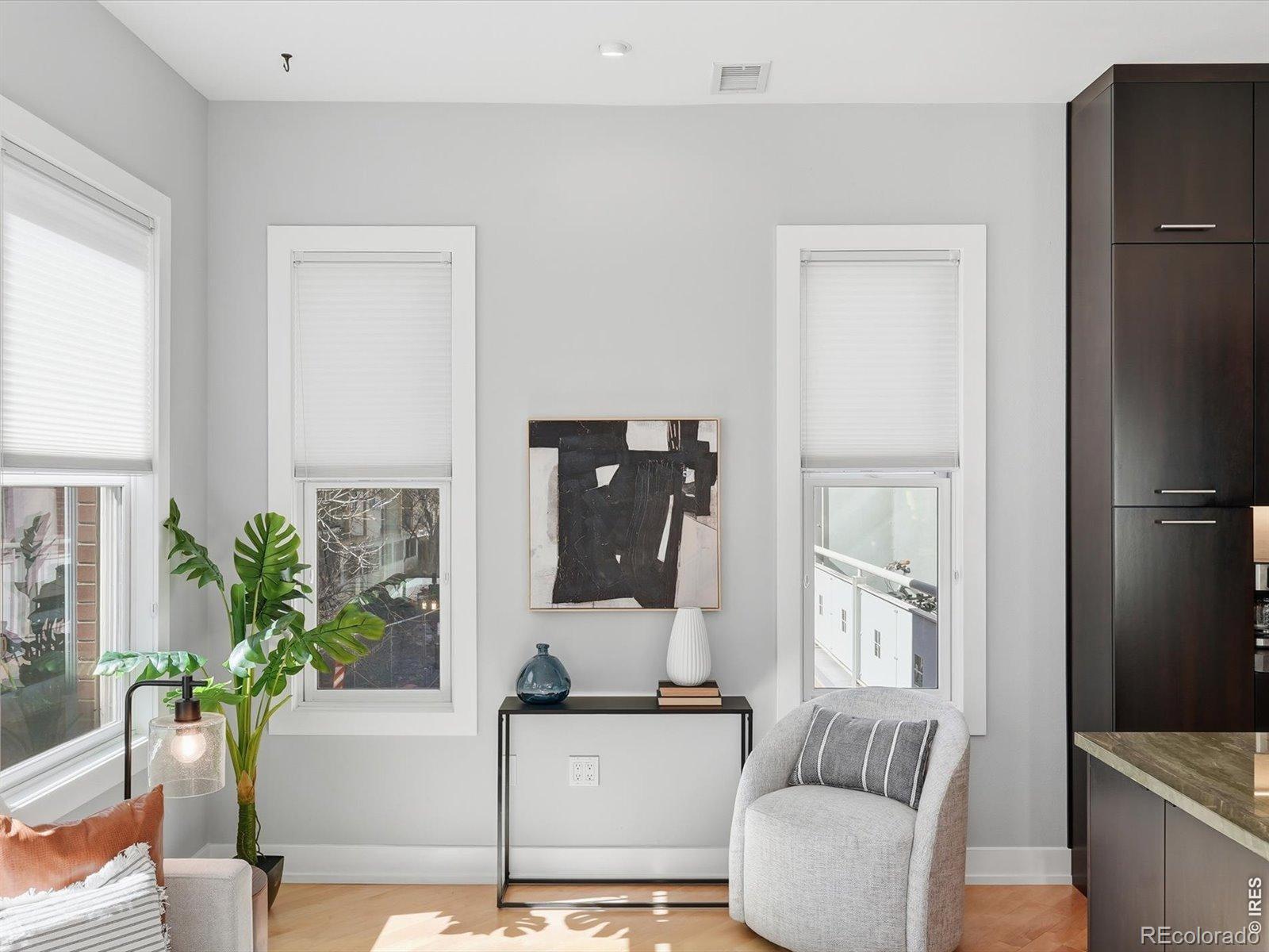 2336 Spruce Street Unit: 5