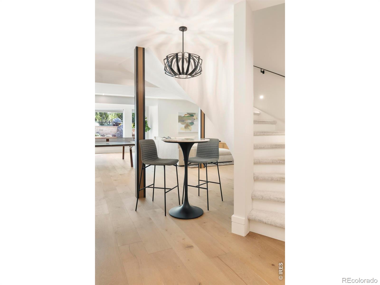 2158 Tamarack Avenue