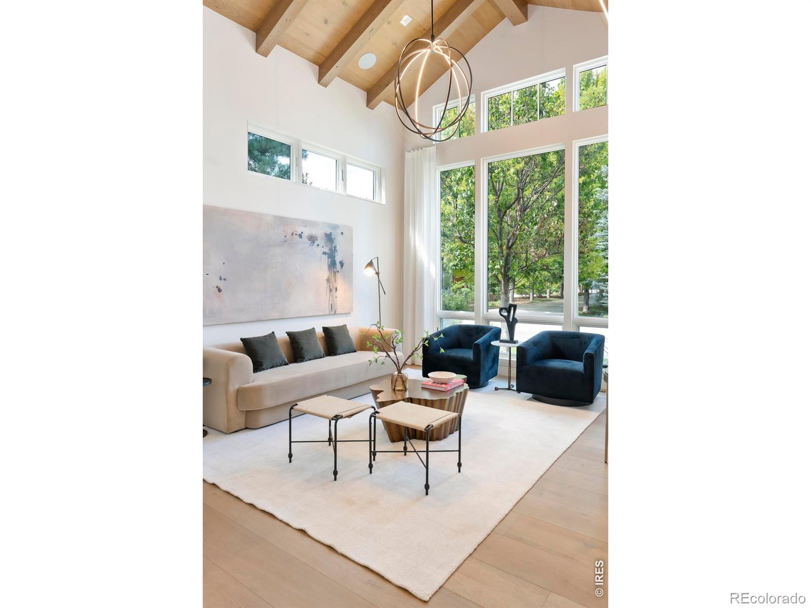 2158 Tamarack Avenue